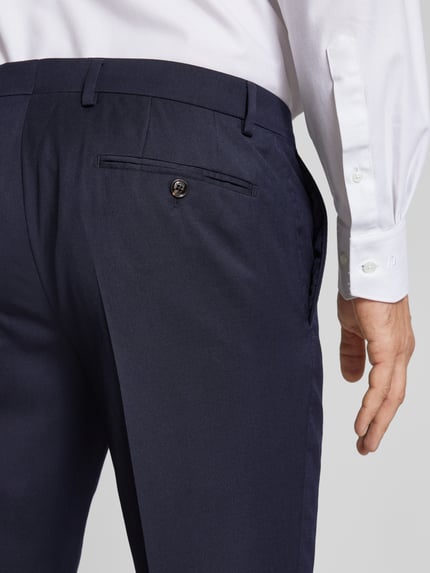 JOOP! COLLECTION Spodnie od garnituru męskie JOOP! Collection;Mieszanka bawełny i elastanu;Krój slim fit;Model ‘Blayr’;Jednolity kolor;Kanty;Szerokość w pasie w rozmiarze 50: 43 cm;Długość wewnętrzna nogawki w rozmiarze 50: 80 cm Ciemnoniebieski 3