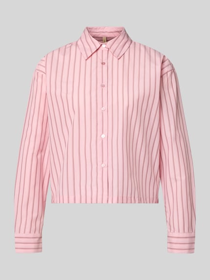 Productfoto, roze-wit gestreepte Hemdbluse met knoopsluiting Modell 'BARDOT' van Soyaconcept, katoenmix, los model, damesmode
