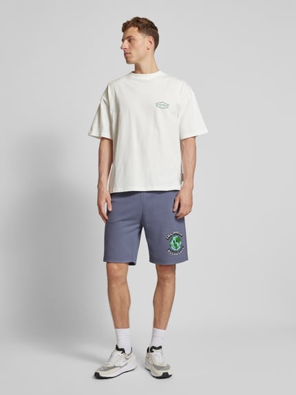 Champion Regular Fit Sweatshorts mit Motiv-Print Purple 1