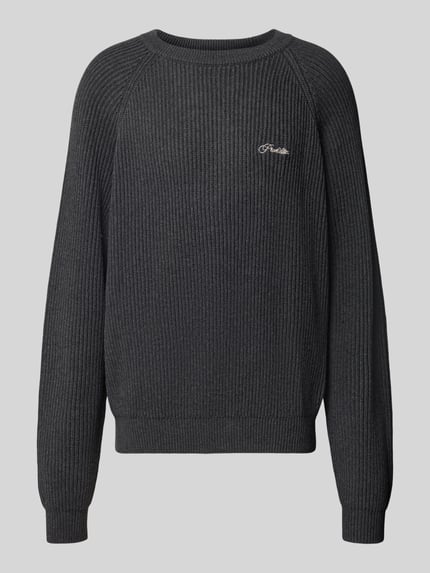 Produktfoto, Relaxed Fit Strickpullover aus reiner Baumwolle Modell 'Campus' von PROHIBITED in Dunkelgrau mit gerippten Abschlüssen, detailreiche Struktur