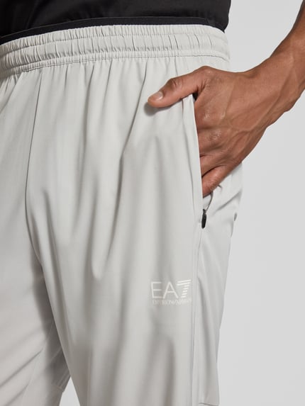 EA7 Emporio Armani Stoffhose mit elastischem Bund Hellgrau 3