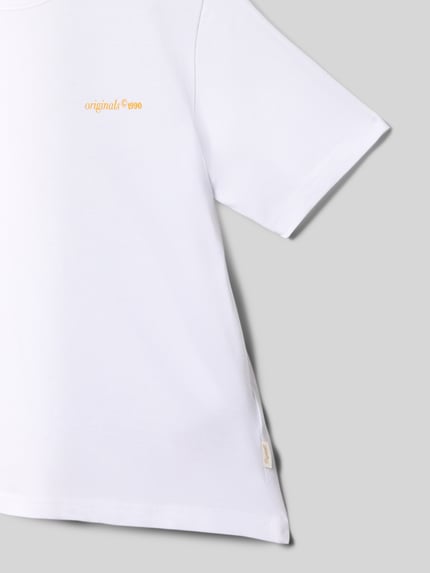 Productfoto, T-shirt met korte mouwen van puur katoen in wit met subtiele labeldetail, model 'MONTAUK' van Jack & Jones, rechte pasvorm