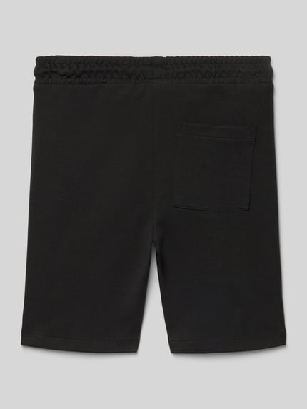 Produktfoto, Bermudas mit Eingrifftaschen Modell 'WALL' von CARS JEANS aus katoenmix in zwart met los model, elastische band met trekkoord, steekzakken, achterzak, bandwijdte maat 140: 39 cm, binnenbeenlengte maat 140: 20 cm.