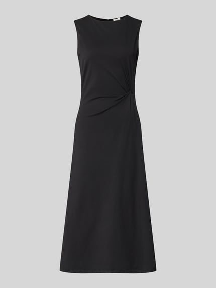 Produktfoto, Tailliertes Freizeitkleid aus Baumwoll-Mix von s.Oliver RED LABEL, Optik: Unifarben, Passform: Tailliert, Midi-Länge, U-Boot-Ausschnitt, Taillendrapierung, Nahtreißverschluss, breite Träger, Ärmelform: Ohne, Saum: Ausgestellt, Materialverarbeitung: Jersey, Material: Baumwoll-Mix, schwarze glatte Oberfläche, schlichtes Design.