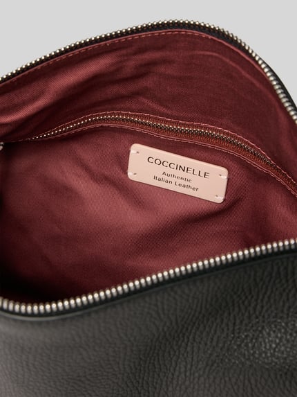 Coccinelle Shoulder Bag mit Logo-Applikation Modell 'Elinor' Black 5