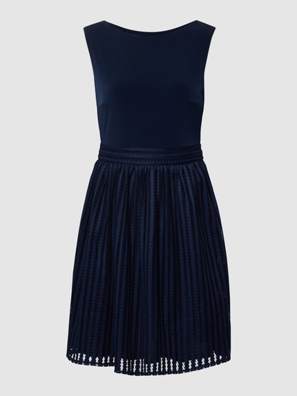 SWING Cocktailkleid mit Lochstickereien Marine 2