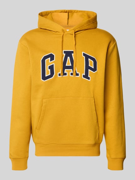 Produktfoto, Sweatshirt mit Kapuze und Kängurutasche von GAP, unifarben gelb mit Logo-Schriftzug, gerippte Bündchen, weiche Textur.