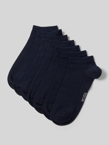 Produktfoto, Sneakersocken im 7er-Pack mit Label-Detail von MCNEAL, dunkelblauer Baumwoll-Mix mit Stretch-Anteil, gerippte Bündchen.