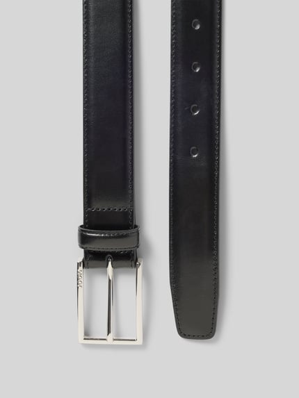 Produktfoto, Ledergürtel mit Dornschließe von JOOP! Collection, schwarzes Echtleder mit Label-Prägung, Steppnähte, Breite 3,5 cm