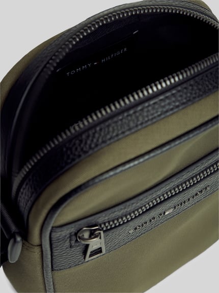 Tommy Hilfiger Umhängetasche mit Label-Detail Oliv 3