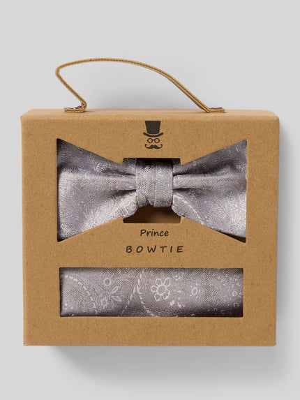 Prince Bowtie Fliege und Einstecktuch im Set aus reiner Seide Sand 1