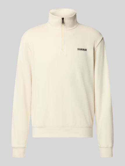 Produktfoto, Relaxed Fit Sweatshirt aus elastischem Baumwoll-Mix von Napapijri in Creme mit Label-Detail, Troyer-Kragen und elastischen Abschlüssen.