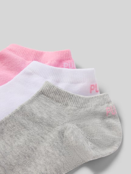 Produktfoto, Sneakersocken mit Logo im 3er-Pack von PUMA in Rosa, Weiß und Grau aus Baumwoll-Mix mit Stretch-Anteil, körpernahe Passform