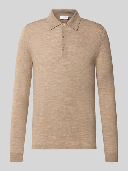 Produktfoto, sandfarbener Wollpullover mit Polokragen Modell 'Erros' von Tiger of Sweden, reine Wolle, gerader Schnitt, glatte Textur