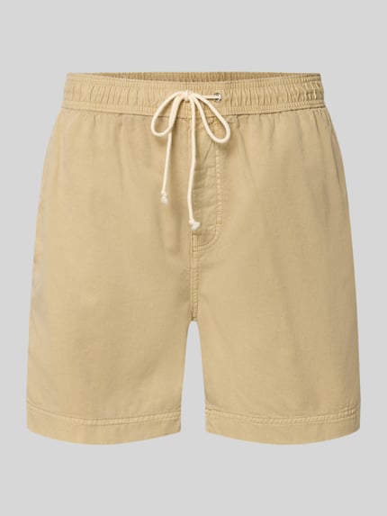 Produktfoto, Regular Fit Shorts mit elastischem Bund Modell 'SUNFADED' von Gant aus Reine Baumwolle in Beige, Tunnelzug, strukturierte Oberfläche, Bundweite bei Größe M 43 cm, Innenbeinlänge 15 cm.