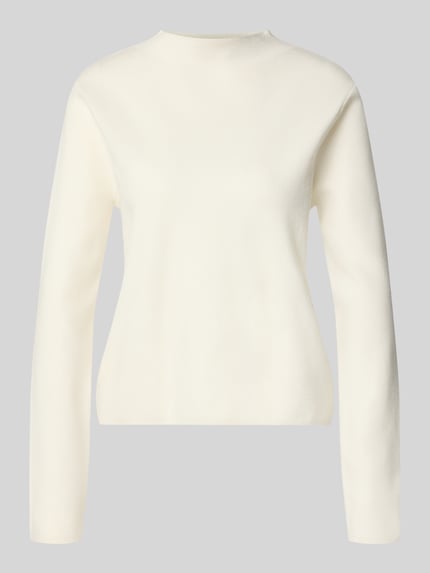 Produktfoto, Strickpullover aus Viskose-Mix Modell 'CHIMNEY' von MANGO in Creme, Regular Fit, Stehkragen, glatte Textur, schlichte Optik.