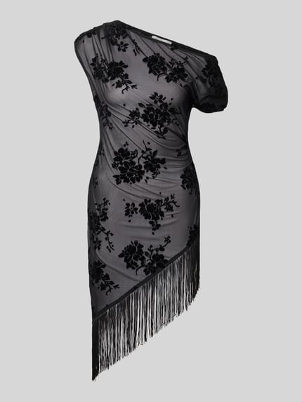 Produktfoto, Tunika mit Fransen Modell 'BREE' von Topshop, schwarzes semitransparentes Material, figurbetonter Schnitt, florale Muster, Fransen am Saum, Rückenlänge bei Größe S 98 cm.