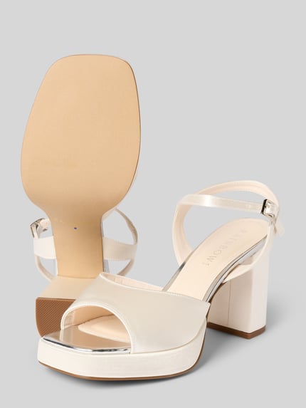 Rainbow Club Sandalette mit Blockabsatz Modell 'Nora' Offwhite 4