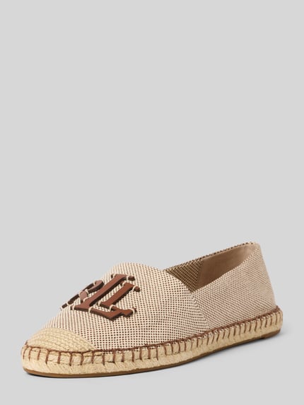 Produktfoto, Espadrilles mit Logo Applikation Modell 'CAMERYN' von Lauren Ralph Lauren, beige melange, runde Spitze, flacher Absatz, gehäkeltes Canvas, strukturierte Sohle