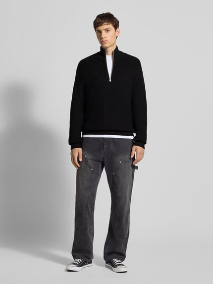 JACK & JONES Sweter z dzianiny z zamkiem błyskawicznym model ‘KAITO’ Czarny 1