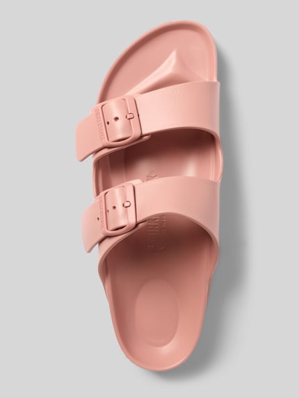 Productfoto, Sandalette met riempjes, doornsluiting, comfortmodel, model 'ARIZONA EVA' van Birkenstock, geprofileerde eva-zool, hakhoogte maat 40: 4 cm, roze, glad oppervlak