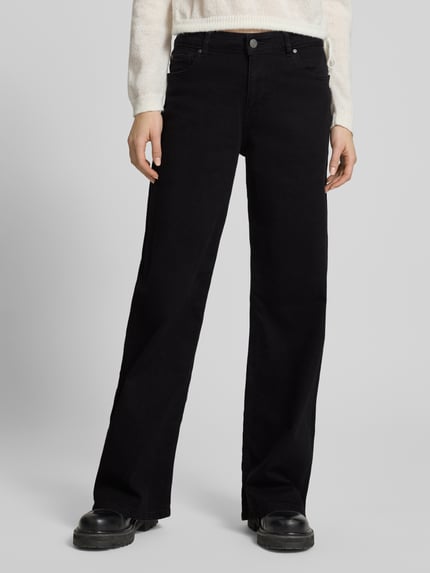 Vrouwenmodel draagt Wide-Leg-Jeans met middelhoge taille van Review in zwart, katoenmix met stretch, 5-pocket-design, los fit, knoop- en ritssluiting, vooraanzicht volledige lichaamsopname.