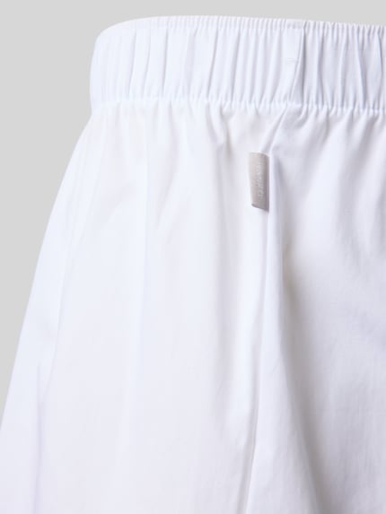 Produktfoto, Boxershorts aus Baumwolle od HANRO, biała bawełna, luźny krój, elastyczny pas, zapinany rozporek, gładka tekstura