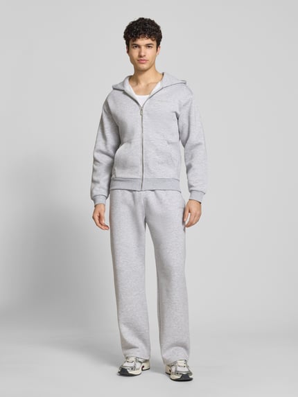 REVIEW Sweatjacke mit Känguru-Tasche Hellgrau Melange 1