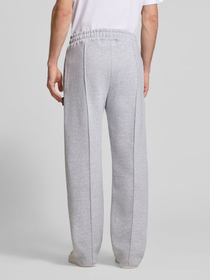 PROHIBITED Sweatpants mit elastischem Bund und Label-Stitching Hellgrau Melange 5