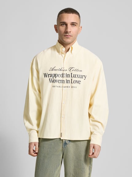 ANOTHER COTTON LAB Regular Fit Freizeithemd mit Statement-Print Hellgelb 4
