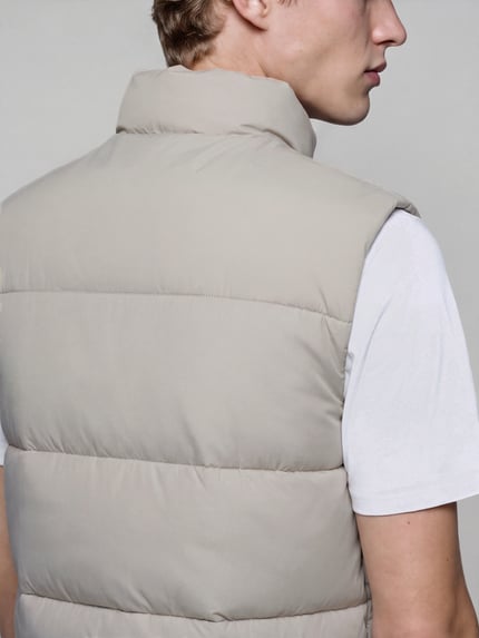ONLY & SONS Steppweste mit hohem Stehkragen Sand 3