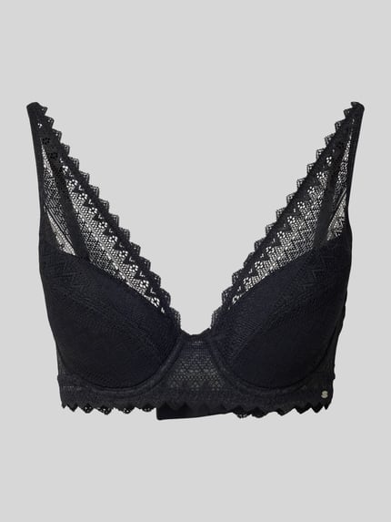 BH mit Spitzenbesatz Modell 'Initial' Shop The Look MANNEQUINE