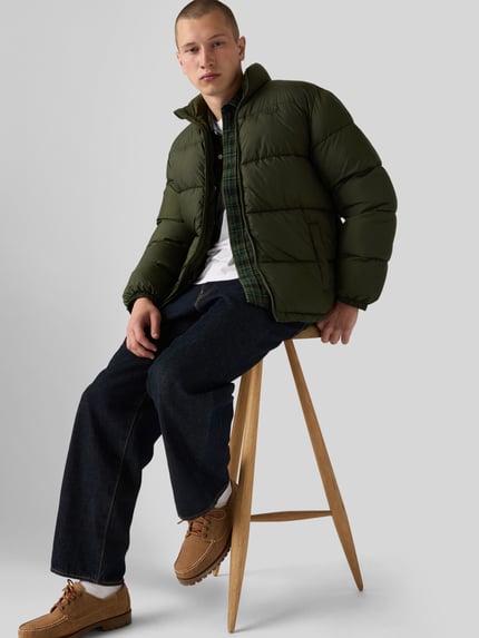 Levi's® kurtka pikowana o kroju regular fit z detalem z logo model 'PIEDMONT' Oliwkowy 1