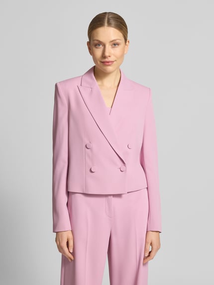 Frauenmodel trägt Zweireihiger Blazer mit Reverskragen von Jake*s Cocktail, Material-Mix mit Stretch-Anteil, Regular-Fit, Vorderansicht, Nahaufnahme Oberkörper.