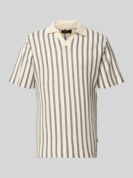 Produktfoto, Regular Fit Poloshirt mit V-Ausschnitt Modell 'HARRY' von Jack & Jones Premium im Allover-Look, creme mit blauen Streifen, Baumwoll-Mix mit Viskose-Anteil, Rückenlänge bei Größe M 68 cm.