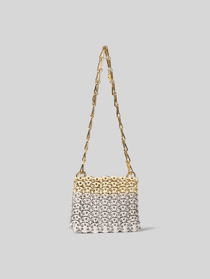 Produktfoto, torebka 'Handtasche in Ketten-Optik' von Rabanne w efekcie łańcuszka, detal z logo, błyszczący efekt, szerokość w rozmiarze 16 cm, długość w rozmiarze 11 cm, głębokość w rozmiarze 3 cm, uchwyt w efekcie łańcuszka, główna przegroda
