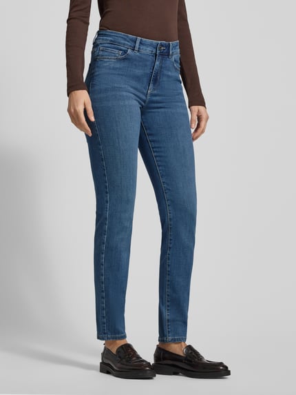 Vrouwenmodel draagt Skinny Fit Jeans met 5-Pocket-Design van Christian Berg Woman, blauw, katoen-viscosemix, voorkant totaalbeeld.