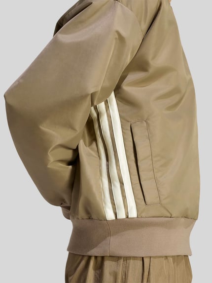adidas Sportswear Loose Fit Blouson mit Logo-Print Modell 'STADIUM' Beige 3
