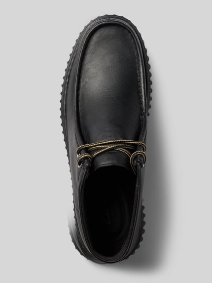 Clarks Schnürschuh aus Rindsleder mit Profilsohle Modell 'Torhill Hi' Black 3