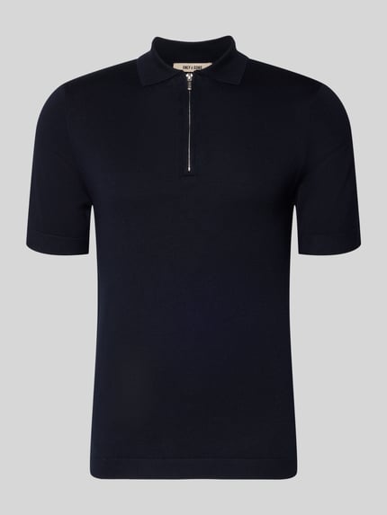 Produktfoto, Regular Fit Poloshirt aus Viskose-Mix Modell 'WYLER' von Only & Sons, Optik: Unifarben, Feinstrick, kurzer Reißverschluss