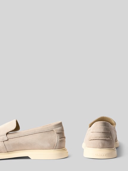 Produktfoto, Loafers aus Leder Modell 'Boery' von Gant in Beige mit Abgerundete-Spitze, Schlupfform, Gummisohle, Absatzhöhe 3 cm, Schafthöhe 7 cm, Schaftweite 5 cm