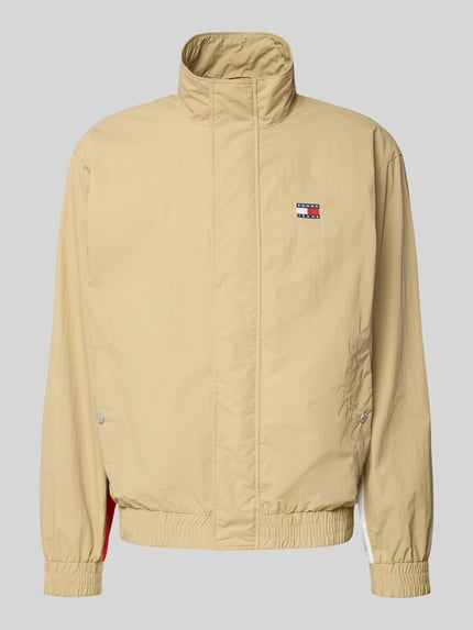 Tommy Jeans Regular Fit Blouson mit Logo-Stitching Beige 2