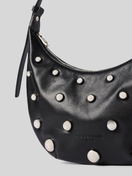 Produktfoto, Hobo Bag mit Applikationen Modell 'RYKER' von LIEBESKIND BERLIN in Schwarz mit silbernen runden Applikationen und Logo-Prägung, Hauptfach mit Reißverschluss, Schultergurt, Maße: Breite 27 cm, Länge 22 cm, Tiefe 5 cm, Schulterriemen 43 cm
