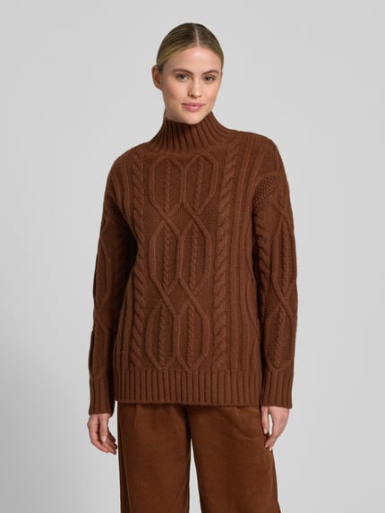 Style Icon Collection Sweter wełniany o kroju oversized ze ściegiem warkoczowym i prążkowaną stójką Orzechowy 4