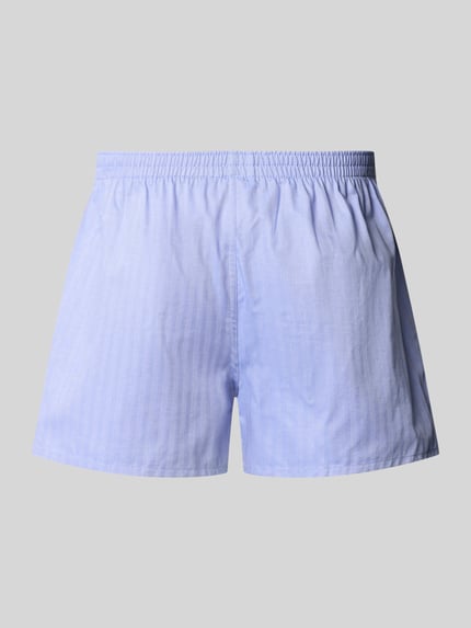 Produktfoto, hellblaue Loose Fit Boxershorts mit elastischem Bund, reine Baumwolle, Label-Patch, Modell 'Daily' von FALKE