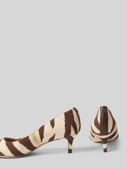 Produktfoto, Sneaker met logo-applicatie Model 'Adrienne' van Lauren Ralph Lauren, dames, afgeronde pasvorm, contrastgarnering, profielzool, hakhoogte maat 40: 6 cm, schachthoogte: 7 cm, schachtbreedte: 8 cm.