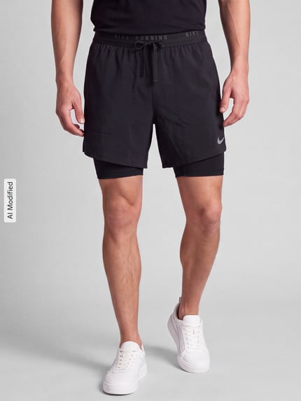Nike Training Regular Fit Sportshorts mit Dri-FIT-Technologie Modell 'STRIDE 5IN HYBRID' Black 4