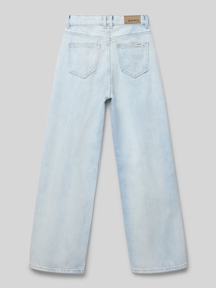 Produktfoto, hellblaue Straight Fit Jeans mit Knopfverschluss Modell 'Ilvy' von Garcia, 5-Pocket-Design, Label-Patch, Rückansicht, Kinderjeans