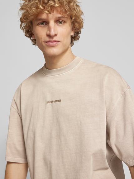 PEGADOR T-shirt o pudełkowym kroju z wyhaftowanym logo Beżowy 3