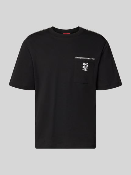 Produktfoto, Regular Fit T-Shirt aus reiner Baumwolle Modell 'DARRO' von HUGO, czarny, jednolity, label na kieszeni, jersey